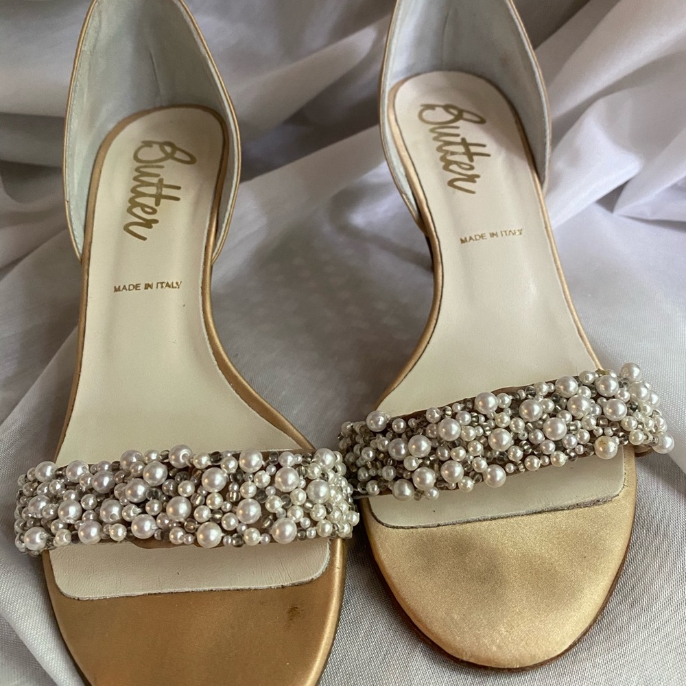 Butter Oyster Bed D’Orsays - Wedding Shoes - See all photos! - Picture 6 of 11
